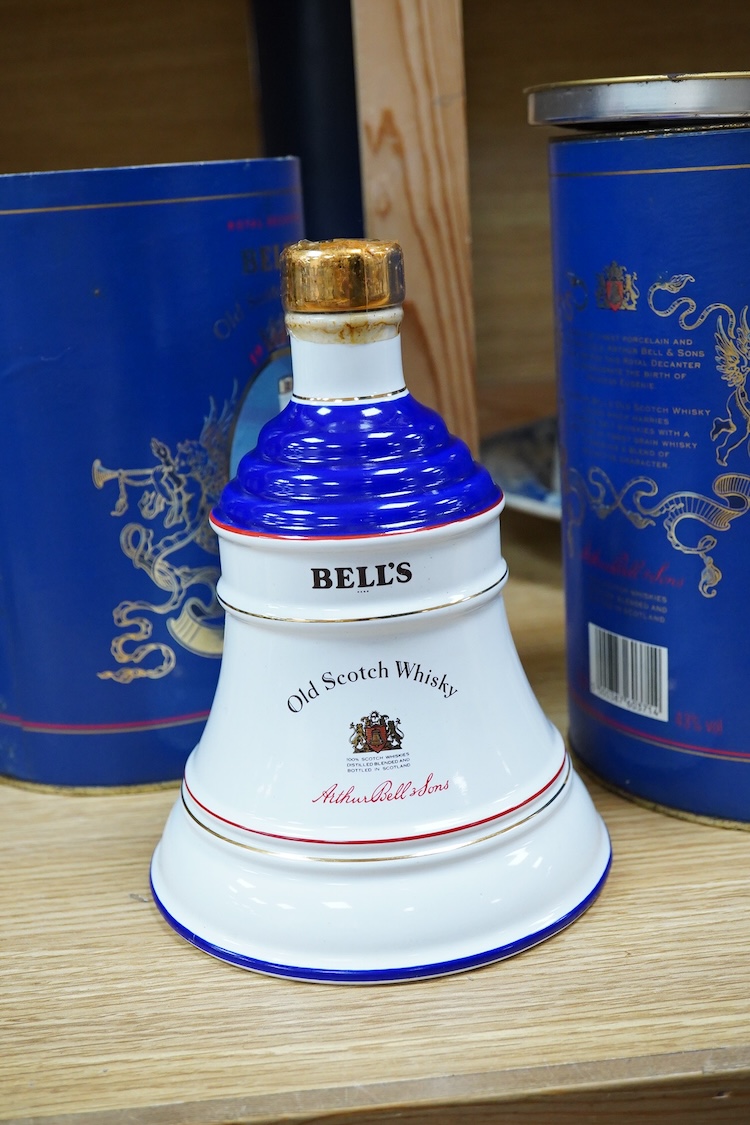 Two boxed Bells whisky commemorating the birth of Princess Eugenie, 23rd March 1990